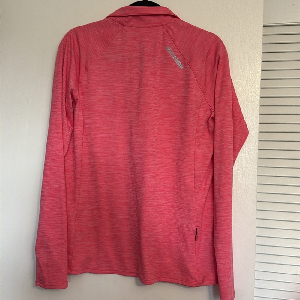 Under Armour Pullover - Picture 3 of 3
